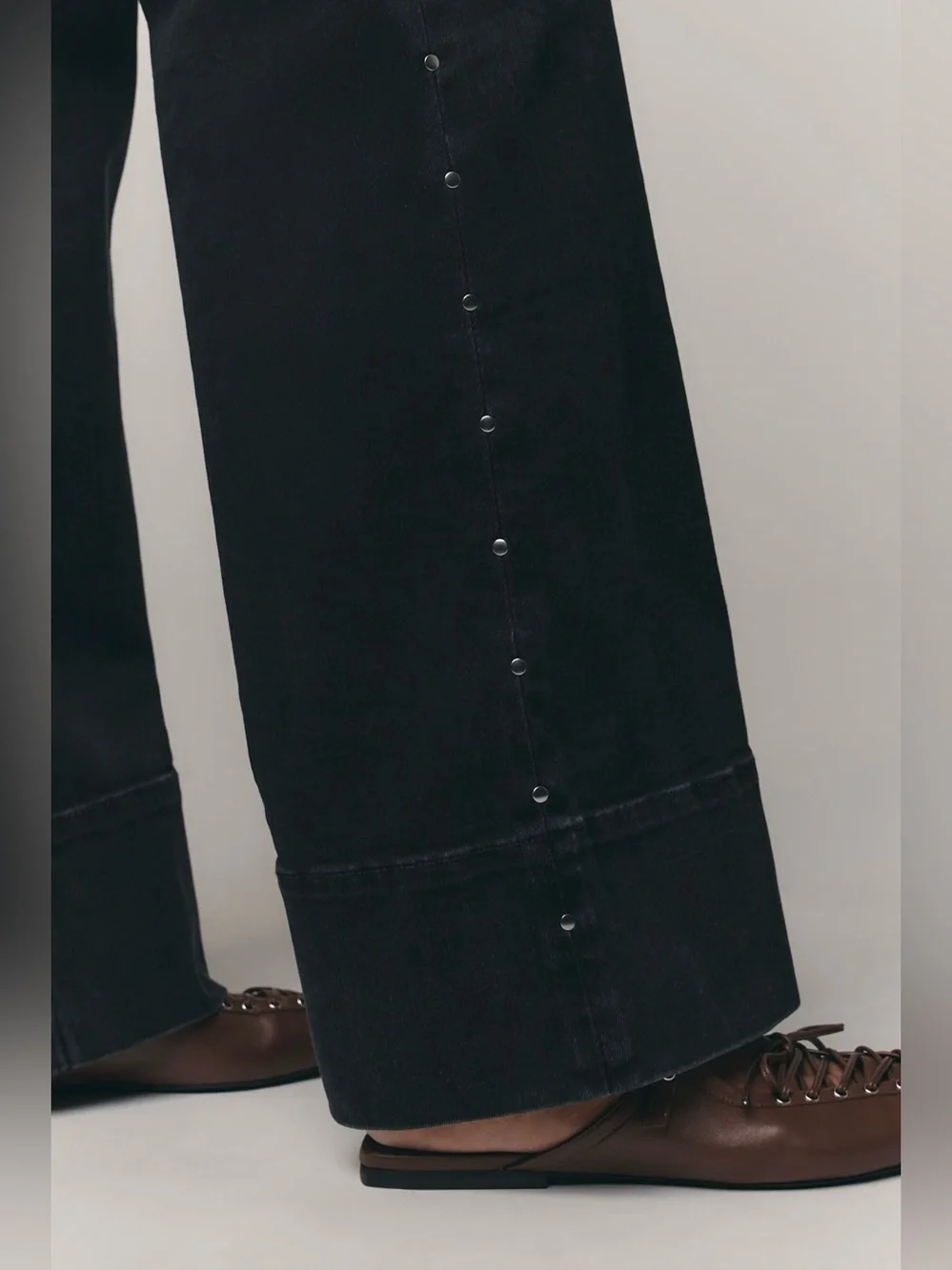 Pilcro Anthropologie The Rylan Black Studded Relax Hi Rise Flare Jeans NWT 32T - Picture 3 of 15